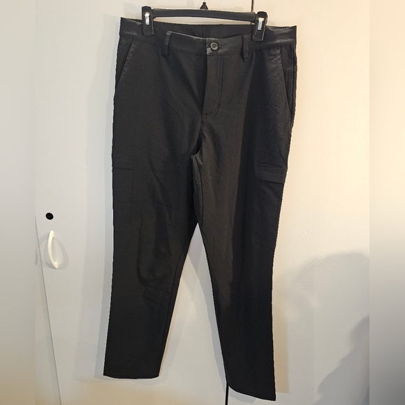 Apparel By Govx Men's Classic 32 X 32Black Cargo Pants - Picture 1 of 8